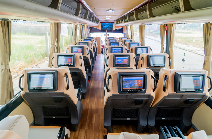 VET First class interior bus